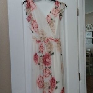 Beautiful flowy long dress